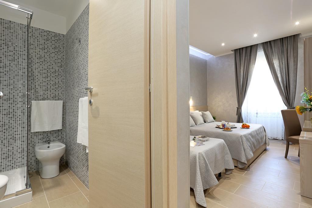 Adorasuite 2 โรม ภายนอก รูปภาพ