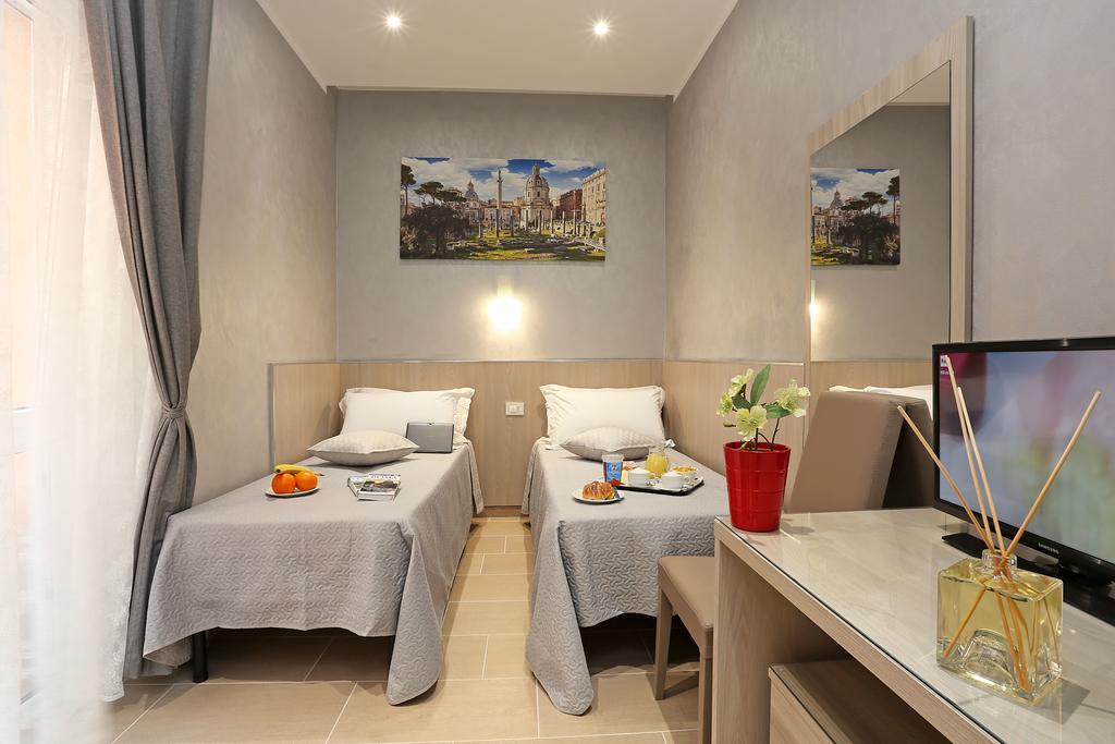 Adorasuite 2 โรม ภายนอก รูปภาพ